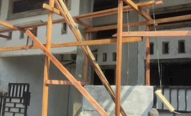 Konstruksi Baru & Renovasi Renovasi Rumah Bu Dini 1 ~blog/2024/11/8/whatsapp_image_2024_11_08_at_9_27_35_am